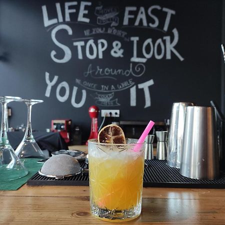 Leonidaion Guesthouse 올림피아 외부 사진 A cocktail